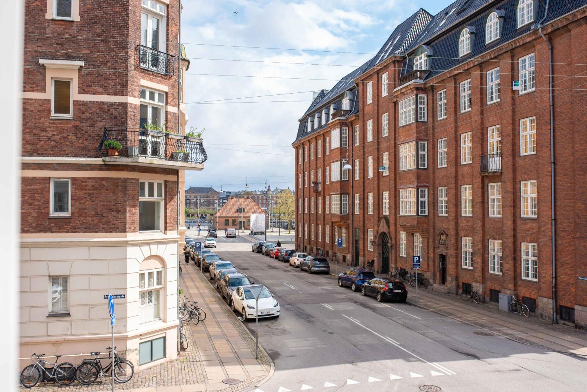 Large Apartment In Central Copenhagen By Tivoli Gardens Екстер'єр фото